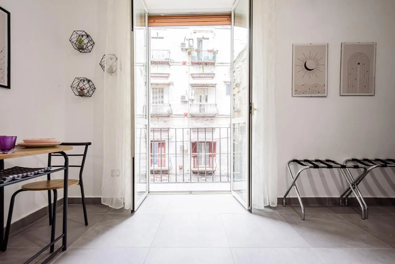 Apartment In The Heart Of Naples