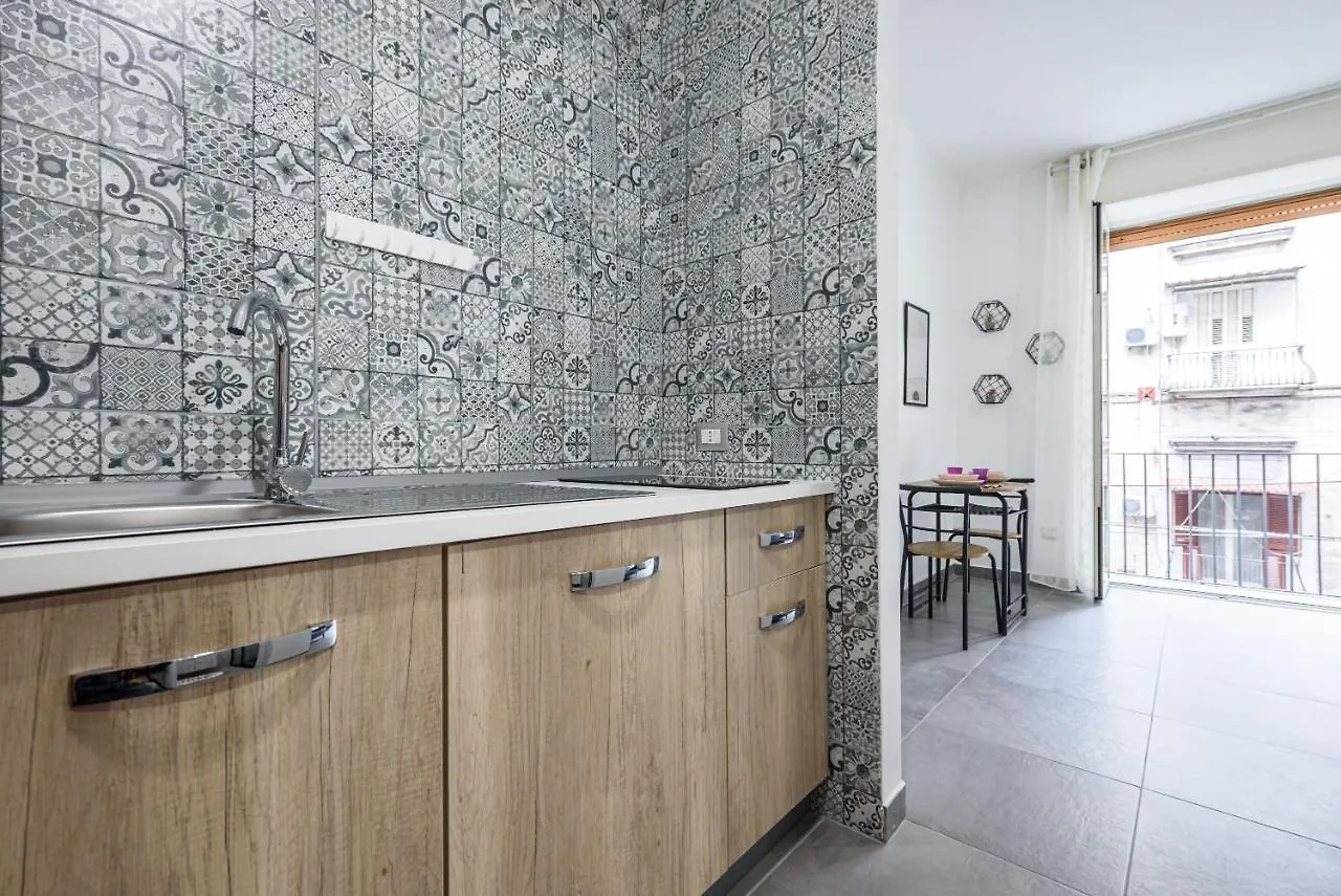 Apartment In The Heart Of Napels